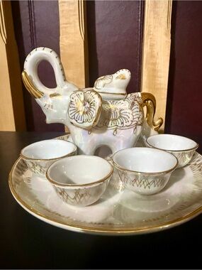 Vtg Thai Benjarong Porcelain Elephant Tea Set - Hand-Painted Gold & Pearl Glaze